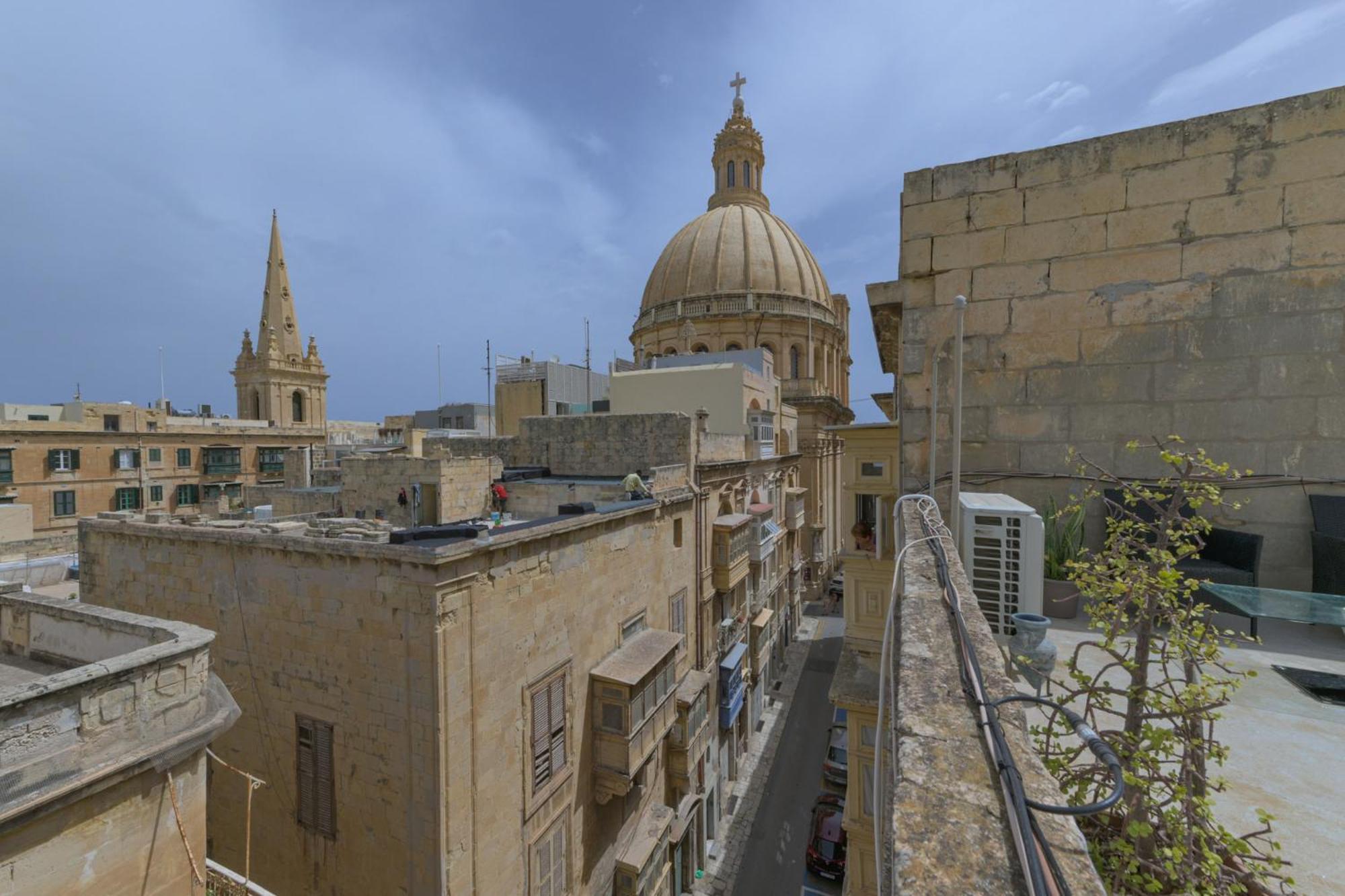 Stylish Valletta 2 Bedrooom City Centre Apartment With Terrace Eksteriør billede