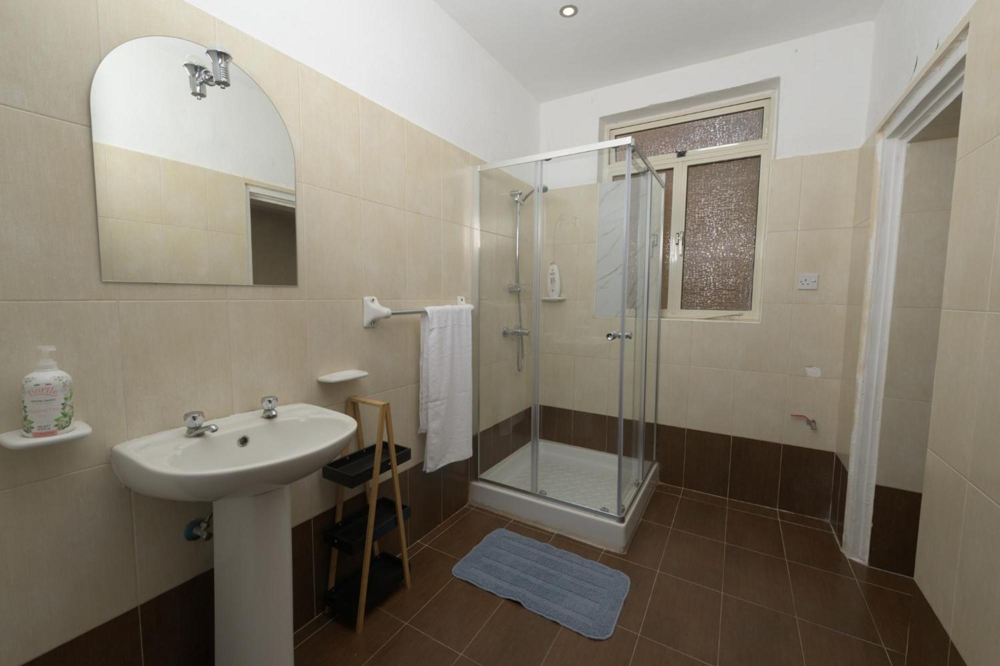 Stylish Valletta 2 Bedrooom City Centre Apartment With Terrace Eksteriør billede